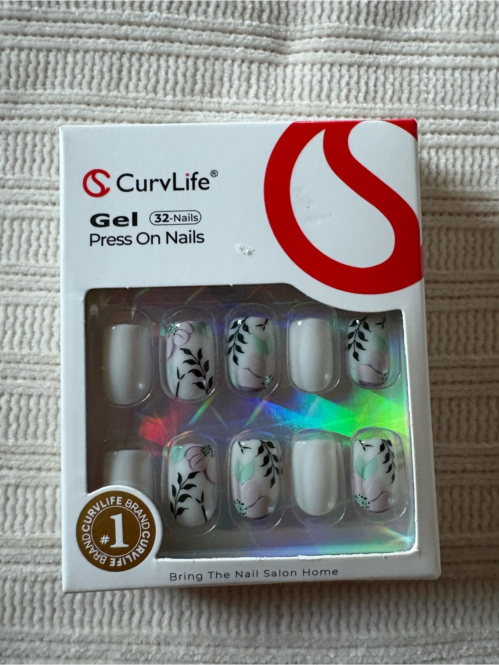 Curvlife Gel Press On Nails - White Floral Design